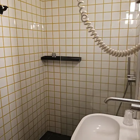 Casa de hóspedes Margutta Gallery